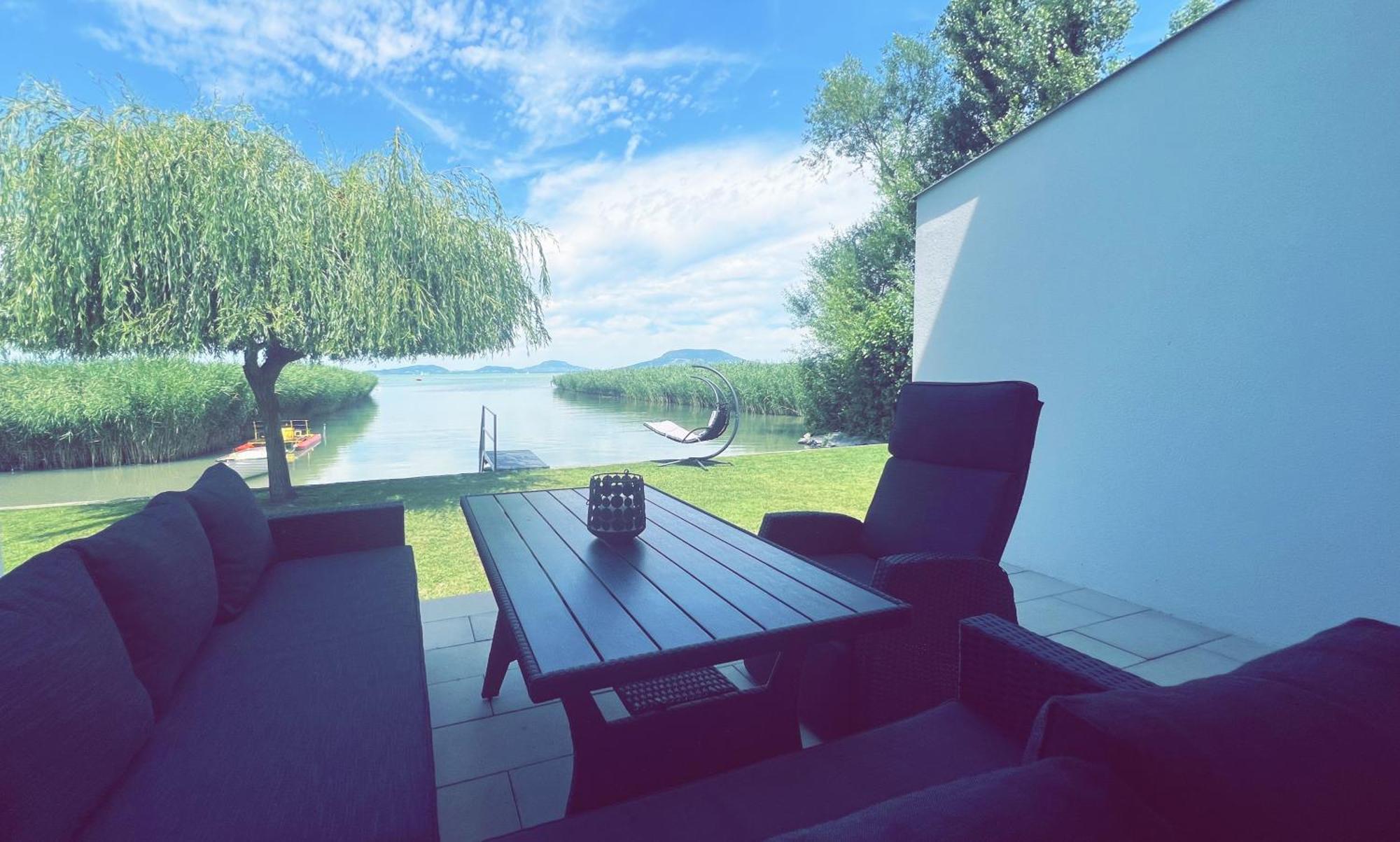Balaton A Kertben - Balaton In The Garden - Beachfront Houses With Beautiful View, Private Beach Балатонфеньвеш Экстерьер фото
